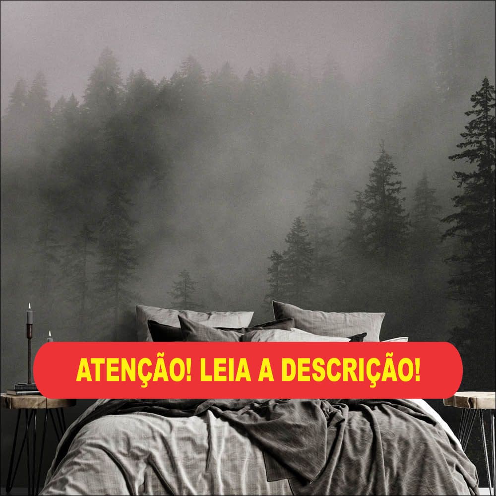 Floresta coberta com Neblina