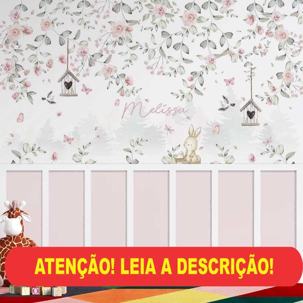 jardim suspenso com boiserie rosa com casa de passarinhos